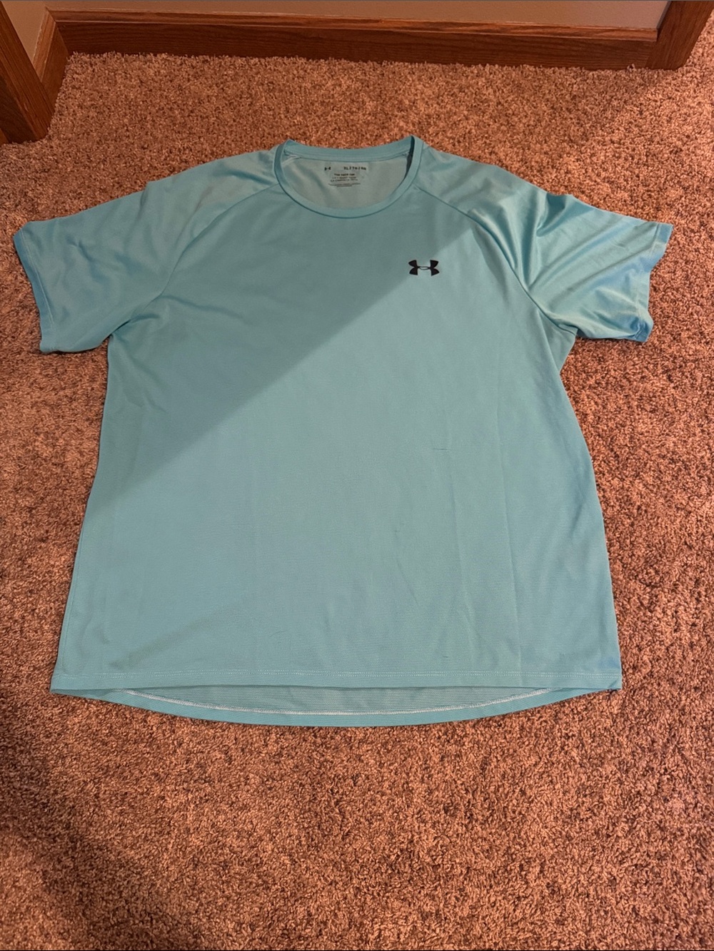 Under Armour Men’s Aqua Blue Short Sleeve Athletic Tee